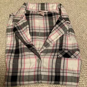 Victoria’s Secret long sleeve pajama top plaid
